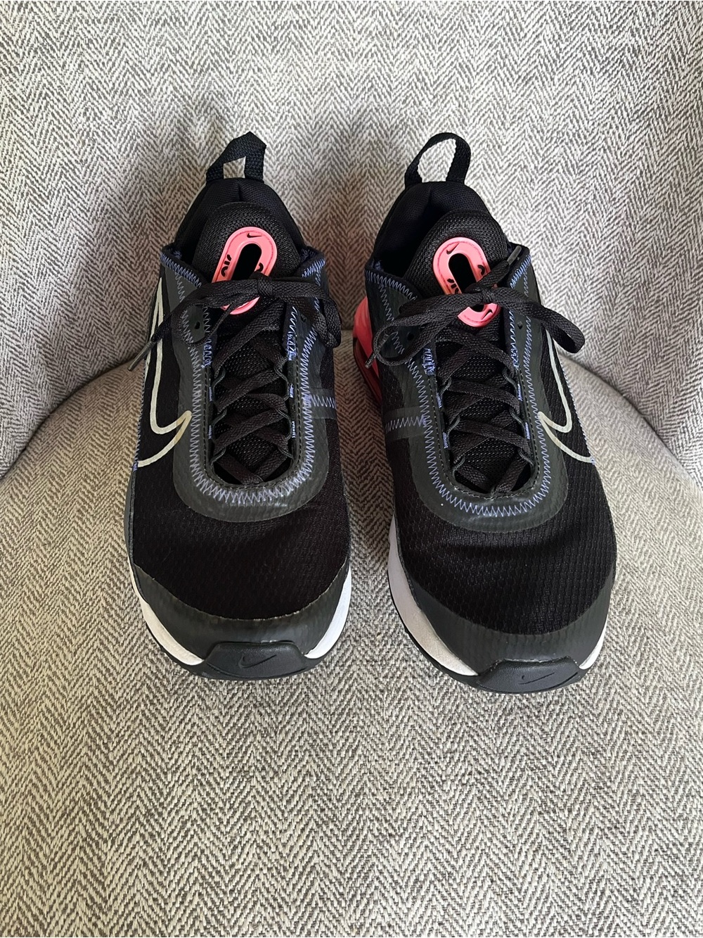 Nike Air Max 2090 GS Black Sunset Pulse Sneakers Size 7Y CJ4066-011